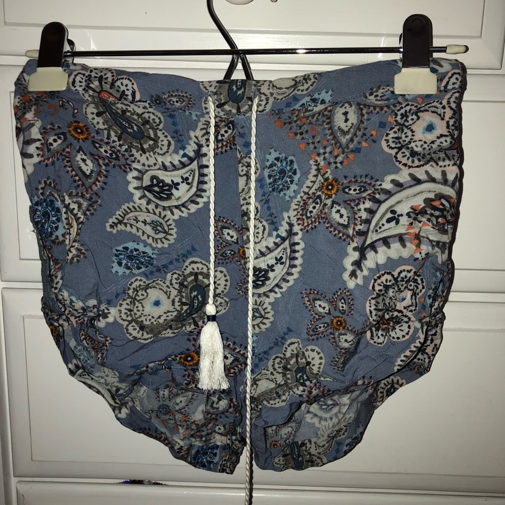 Kendall and Kylie flowy paisley shorts